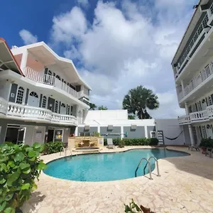 https://the-village-inn-hotel.top-hotels-puertorico.com